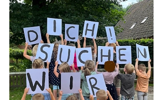 Kinder suchen Personal Meldung